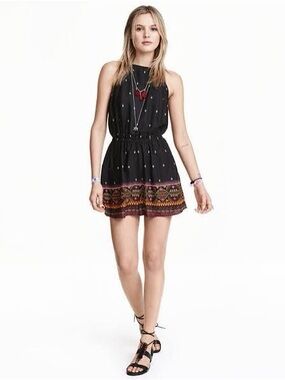 H&M Coachella Black Sleeveless Romper Multicolor Embroidered Axtec Hem w Pockets